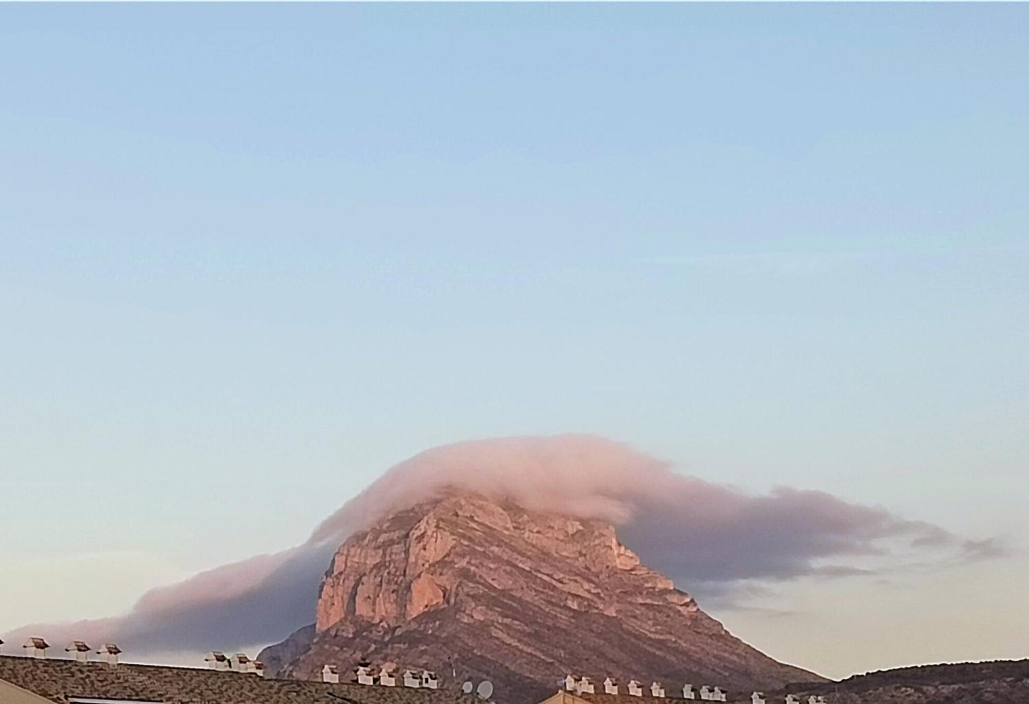 Apartamento, Vistas Al Mar, A 3 Minutos De La Playa Caminando Jávea Buitenkant foto